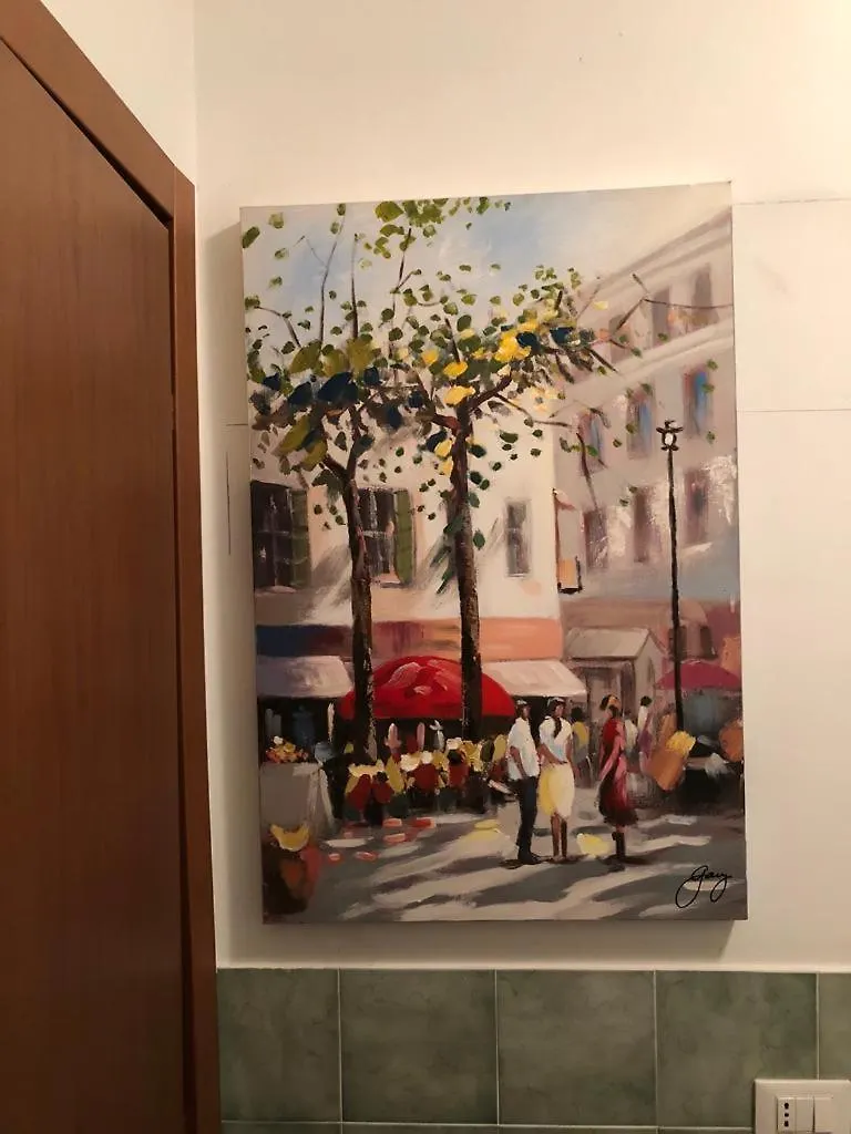 Central Deluxe Apartment Милан Италия