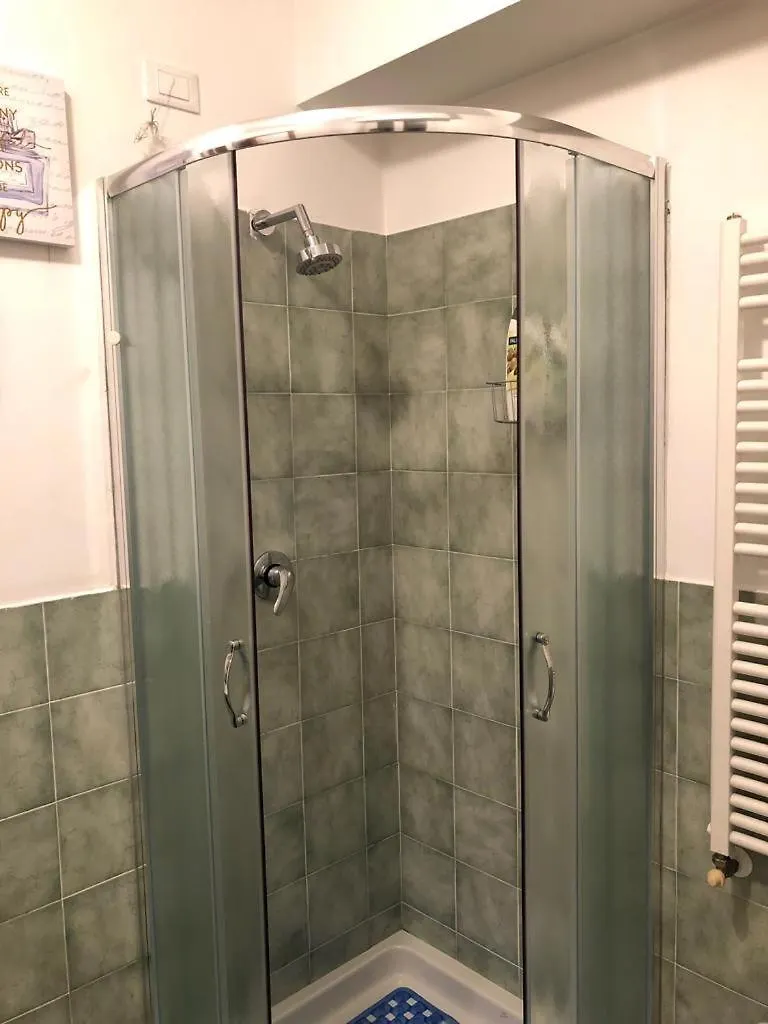 Central Deluxe Apartment Милан Италия